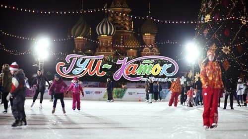 Встретить Новый год на катке на Красной площади